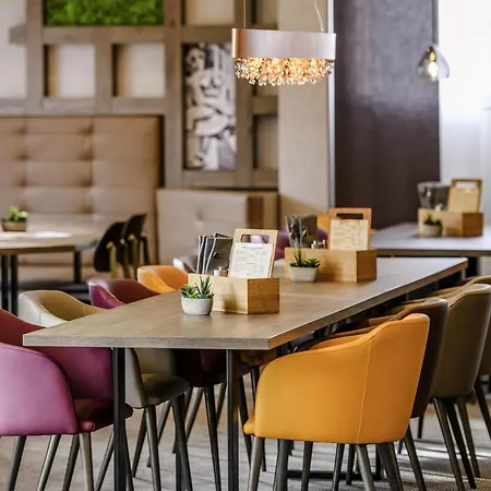 Mercure Stuttgart Otel 3*