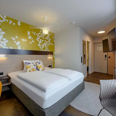 Hotel Mercure Stuttgart 3*