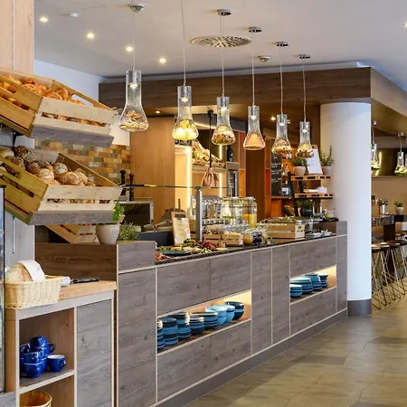 Hotel Mercure Stuttgart 3*